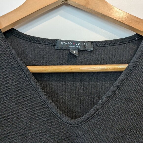 Romeo & Juliet Couture Sheath Dress Small Black Stretch V-Neck Bell Sleeve - Picture 10 of 16